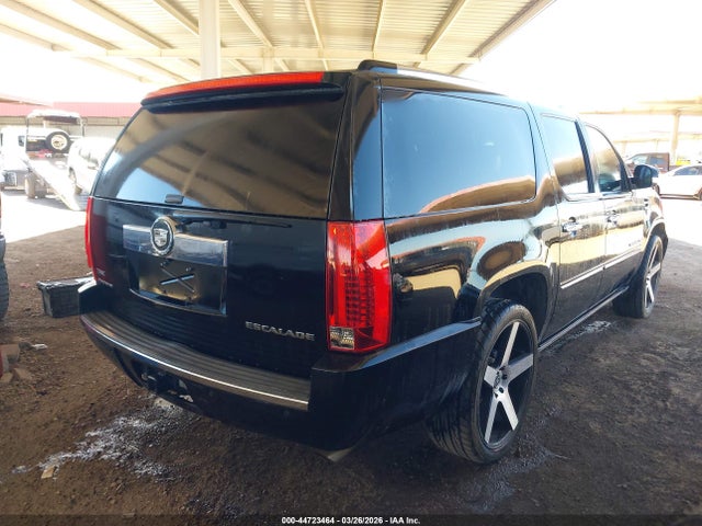 Продаж на аукціоні авто 2010 Cadillac Escalade Esv Platinum Edition, vin: 1GYUKKEF5AR216924, номер лоту: 44723464