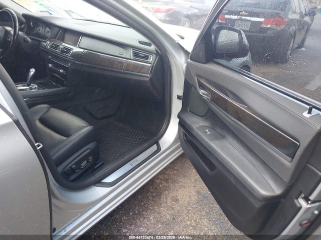 44723474 :رقم المزاد ، WBAYA6C53DC995059 vin ، 2013 Bmw 740i مزاد بيع