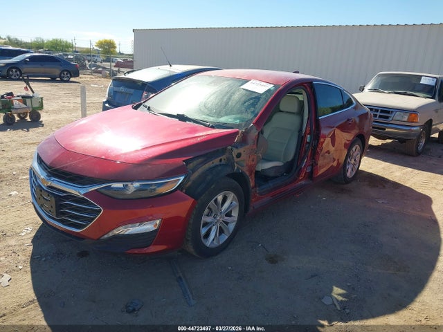 1G1ZD5ST4NF108067 Chevrolet Malibu Fwd Lt