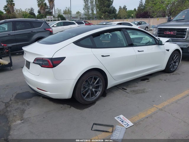 44723512 :رقم المزاد ، 5YJ3E1EA7MF045966 vin ، 2021 Tesla Model 3 Standard Range Plus Rear-wheel Drive مزاد بيع
