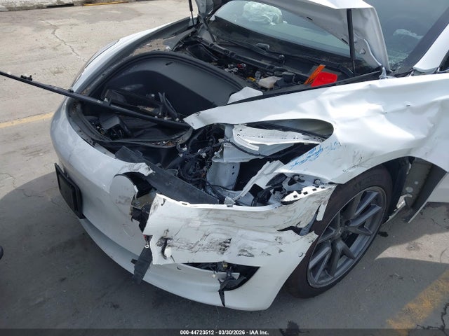 44723512 :رقم المزاد ، 5YJ3E1EA7MF045966 vin ، 2021 Tesla Model 3 Standard Range Plus Rear-wheel Drive مزاد بيع