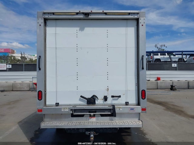 1FDBF8ZM9JKA62154 Ford Transit-350 Cab