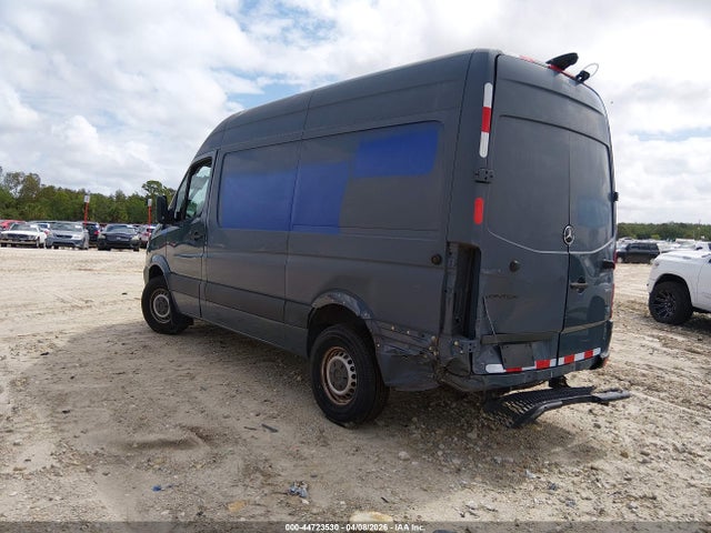 2018 MERCEDES-BENZ SPRINTER 2500 WD3PE7CD5JP648072 Photo 2