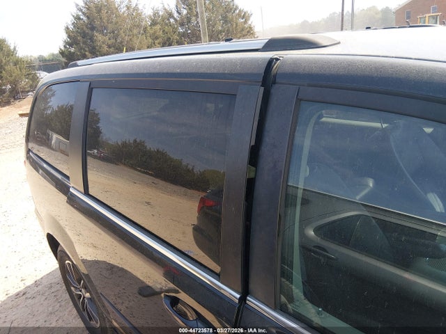 Продажа на аукционе авто 2017 Dodge Grand Caravan Sxt, vin: 2C4RDGCG1HR746181, номер лота: 44723578