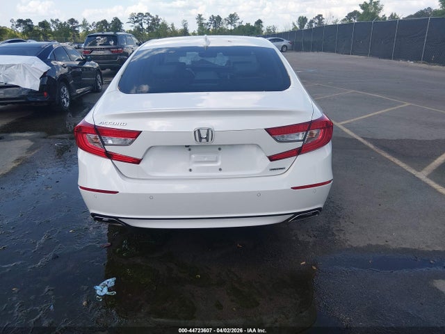 2018 Honda Accord Touring მანქანა იყიდება აუქციონზე, vin: 1HGCV1F94JA043795, აუქციონის ნომერი: 44723607