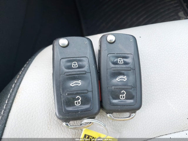 Продажа на аукционе авто 2016 Volkswagen Jetta 1.8t Sport, vin: 3VWD17AJ6GM276914, номер лота: 44723653