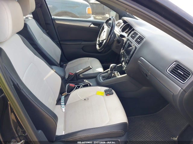 Продажа на аукционе авто 2016 Volkswagen Jetta 1.8t Sport, vin: 3VWD17AJ6GM276914, номер лота: 44723653