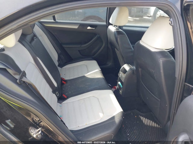Продажа на аукционе авто 2016 Volkswagen Jetta 1.8t Sport, vin: 3VWD17AJ6GM276914, номер лота: 44723653
