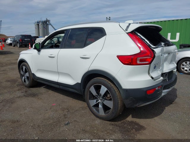 2019 VOLVO XC40 YV4162UK6K2123056 Photo 2