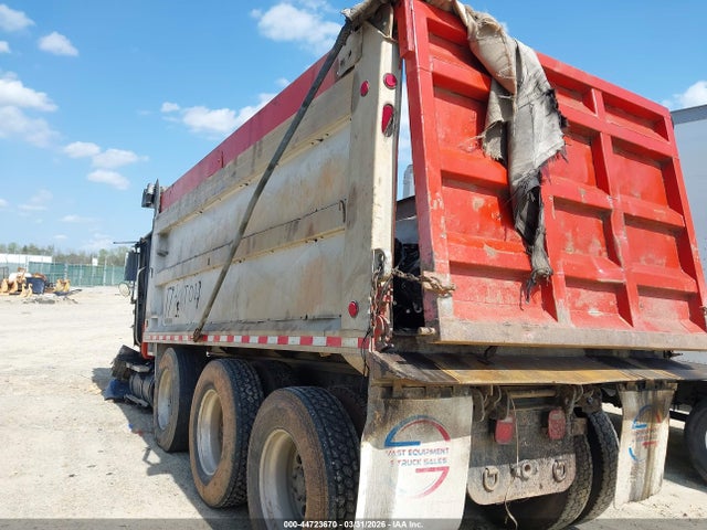2007 Mack 700 Cv700 მანქანა იყიდება აუქციონზე, vin: 1M2AG11Y57M060624, აუქციონის ნომერი: 44723670