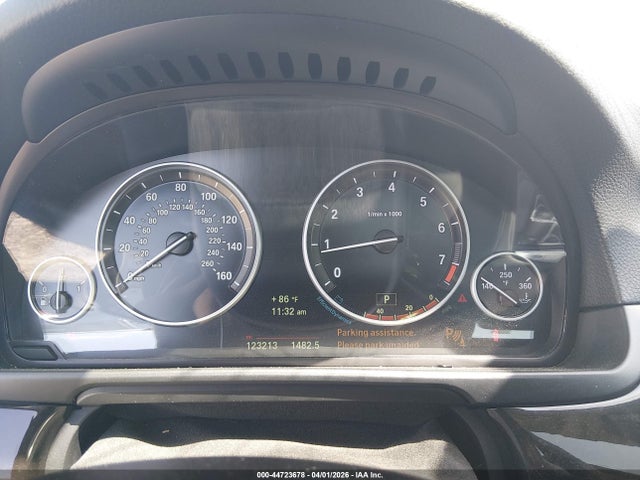 44723678 :رقم المزاد ، WBA5A5C50ED504620 vin ، 2014 Bmw 528i مزاد بيع