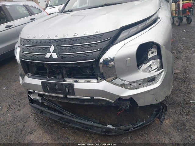 Продаж на аукціоні авто 2022 Mitsubishi Outlander Es 2.5 S-awc, vin: JA4J4TA88NZ019049, номер лоту: 44723681