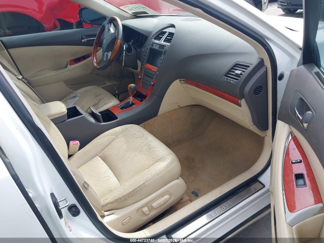 44723740 :رقم المزاد ، JTHBK1EG2B2435218 vin ، 2011 Lexus Es 350 مزاد بيع