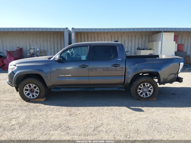 5TFAX5GN6HX087257 Toyota Tacoma Sr5