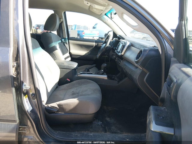 5TFAX5GN6HX087257 Toyota Tacoma Sr5