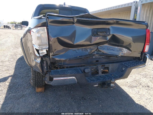 5TFAX5GN6HX087257 Toyota Tacoma Sr5