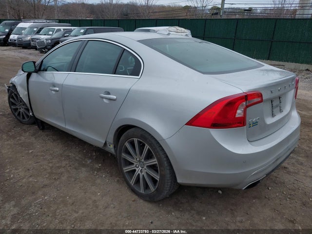 2017 VOLVO S60 INSCRIPTION LYV402TM7HB152707 Photo 2