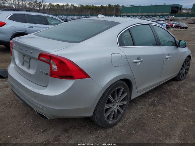 2017 VOLVO S60 INSCRIPTION LYV402TM7HB152707 Photo 3