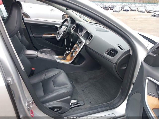 2017 VOLVO S60 INSCRIPTION LYV402TM7HB152707 Photo 4