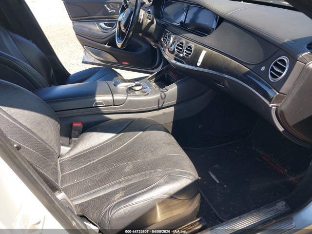 44723807 :رقم المزاد ، WDDUG8FB6HA319306 vin ، 2017 Mercedes-benz S 550 4matic مزاد بيع