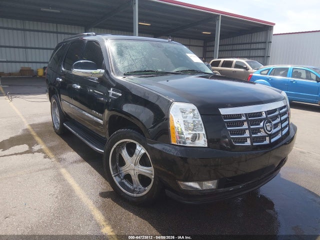 2011 CADILLAC ESCALADE 1GYS3AEF1BR207976