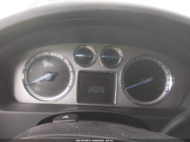 2011 CADILLAC ESCALADE 1GYS3AEF1BR207976 Photo 6