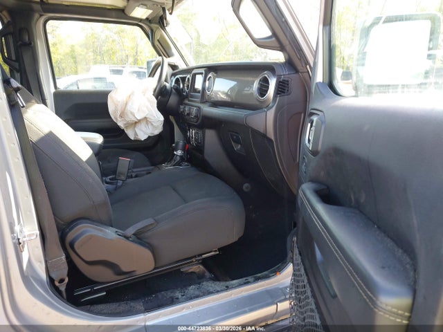 Продаж на аукціоні авто 2021 Jeep Wrangler Unlimited Sahara 4x4, vin: 1C4HJXEN0MW645926, номер лоту: 44723836
