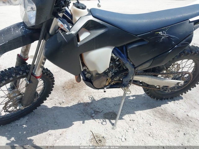 44723837 :رقم المزاد ، VBKUAK400PM451466 vin ، 2023 Husqvarna Fe501 S مزاد بيع
