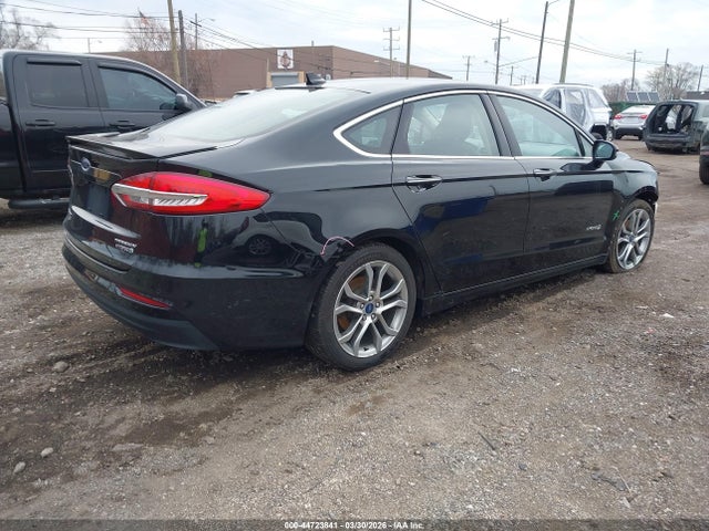Продаж на аукціоні авто 2019 Ford Fusion Hybrid Titanium, vin: 3FA6P0RU8KR130967, номер лоту: 44723841