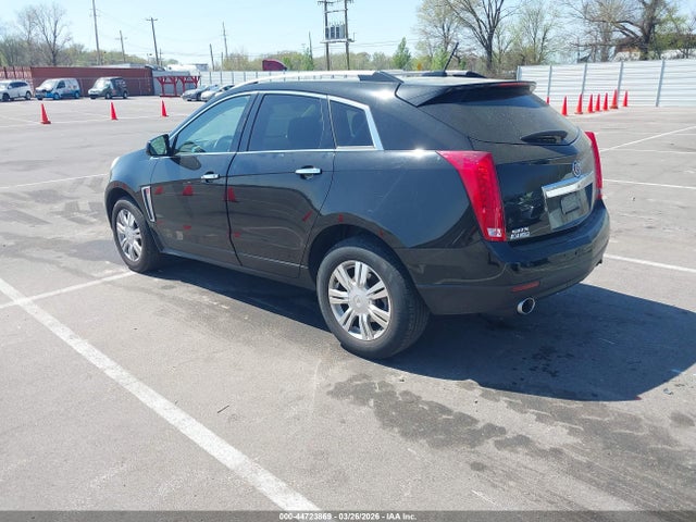 44723869 :رقم المزاد ، 3GYFNBE34FS524595 vin ، 2015 Cadillac Srx Luxury Collection مزاد بيع