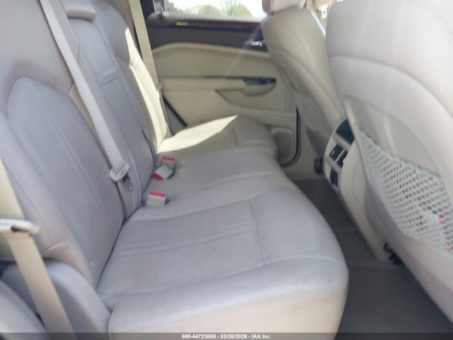 44723869 :رقم المزاد ، 3GYFNBE34FS524595 vin ، 2015 Cadillac Srx Luxury Collection مزاد بيع