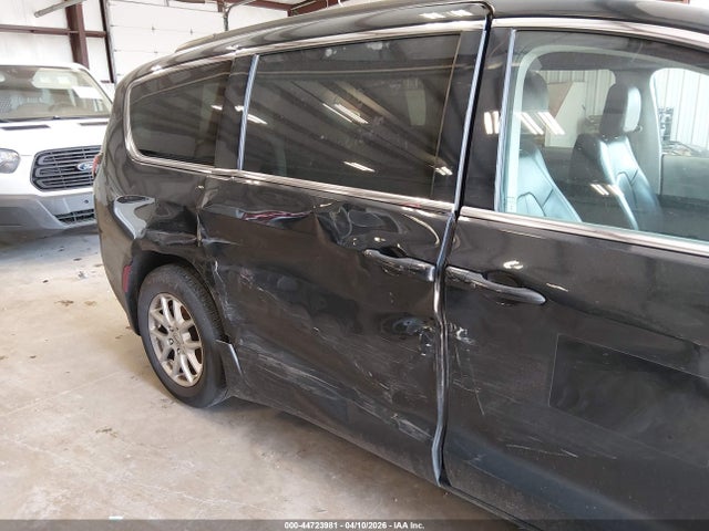 44723981 :رقم المزاد ، 2C4RC1BG7NR169704 vin ، 2022 Chrysler Pacifica Touring L مزاد بيع