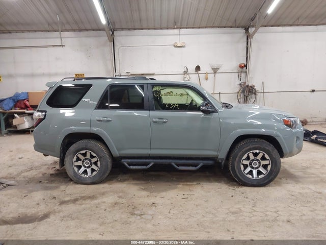 Продаж на аукціоні авто 2023 Toyota 4runner Trd Off Road Premium, vin: JTERU5JR1P6156251, номер лоту: 44723985