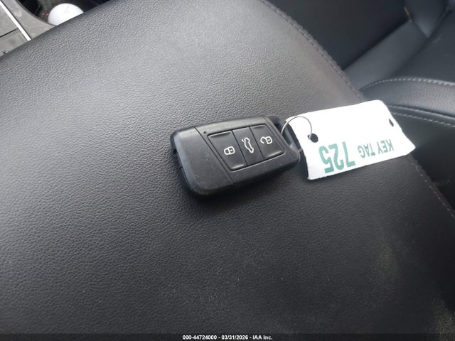 Продаж на аукціоні авто 2018 Volkswagen Atlas 3.6l V6 Se, vin: 1V2KR2CA4JC569186, номер лоту: 44724000