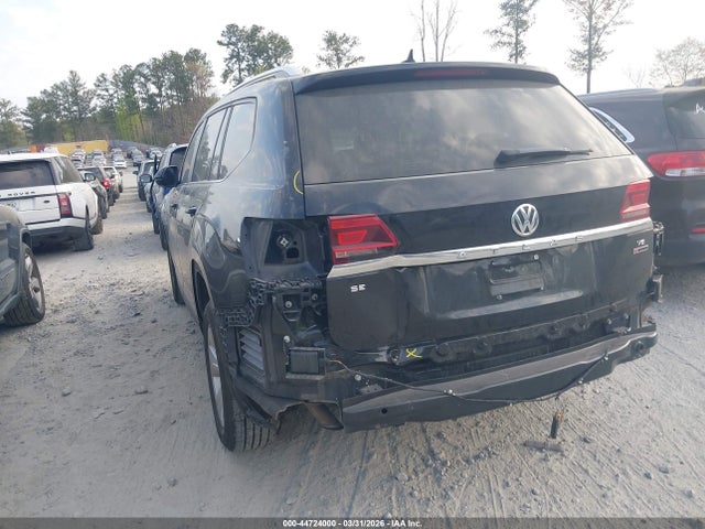 Продаж на аукціоні авто 2018 Volkswagen Atlas 3.6l V6 Se, vin: 1V2KR2CA4JC569186, номер лоту: 44724000
