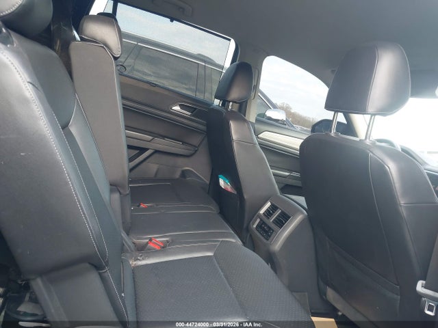 Продаж на аукціоні авто 2018 Volkswagen Atlas 3.6l V6 Se, vin: 1V2KR2CA4JC569186, номер лоту: 44724000