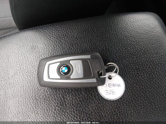 2015 Bmw 328i Xdrive მანქანა იყიდება აუქციონზე, vin: WBA3B3G57FNR85559, აუქციონის ნომერი: 44724020