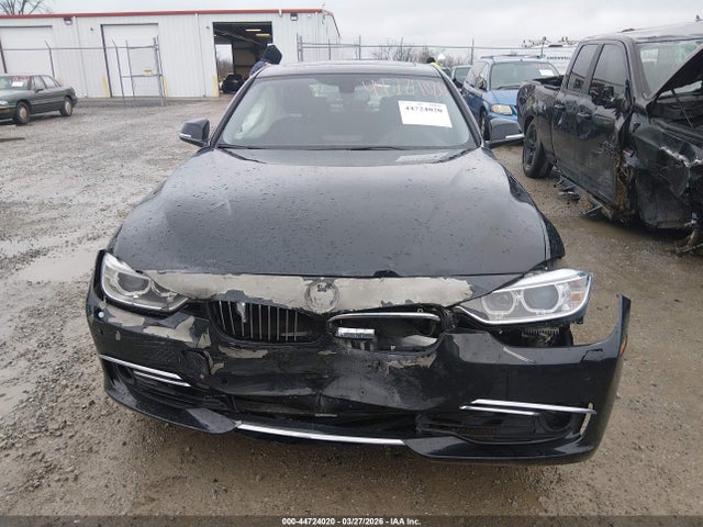2015 Bmw 328i Xdrive მანქანა იყიდება აუქციონზე, vin: WBA3B3G57FNR85559, აუქციონის ნომერი: 44724020