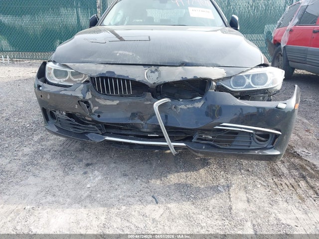 2015 Bmw 328i Xdrive მანქანა იყიდება აუქციონზე, vin: WBA3B3G57FNR85559, აუქციონის ნომერი: 44724020