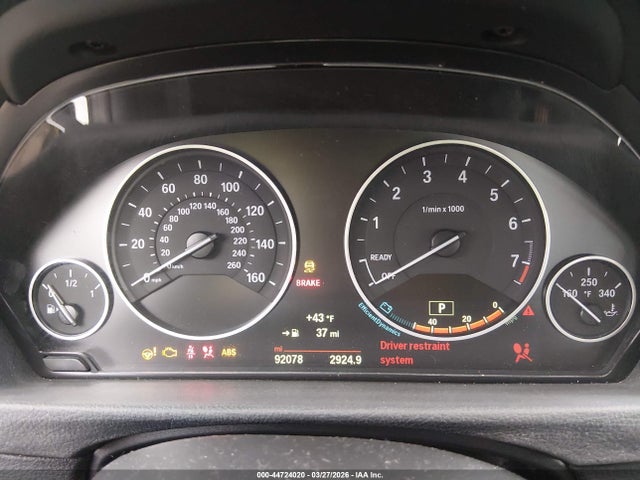 2015 Bmw 328i Xdrive მანქანა იყიდება აუქციონზე, vin: WBA3B3G57FNR85559, აუქციონის ნომერი: 44724020