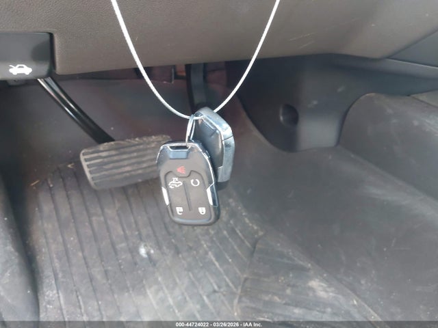 Продажа на аукционе авто 2021 Chevrolet Silverado 1500, vin: 3GCUYEED1MG114481, номер лота: 44724022