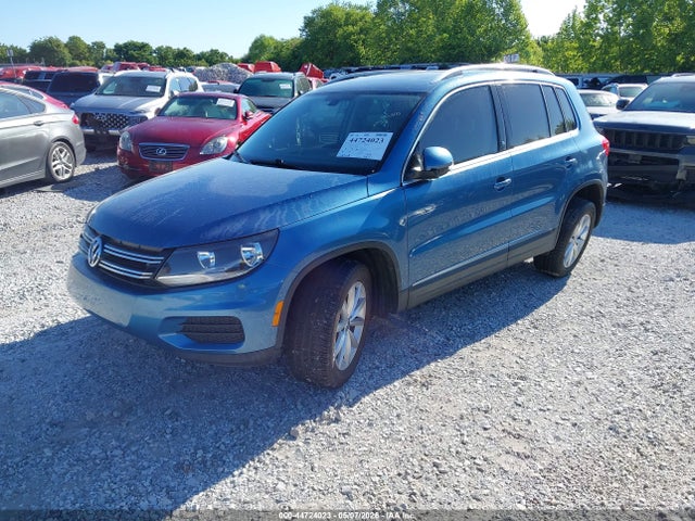 2017 Volkswagen Tiguan 2.0t Wolfsburg Edition მანქანა იყიდება აუქციონზე, vin: WVGSV7AX7HK035063, აუქციონის ნომერი: 44724023