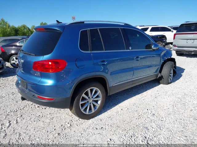 2017 Volkswagen Tiguan 2.0t Wolfsburg Edition მანქანა იყიდება აუქციონზე, vin: WVGSV7AX7HK035063, აუქციონის ნომერი: 44724023