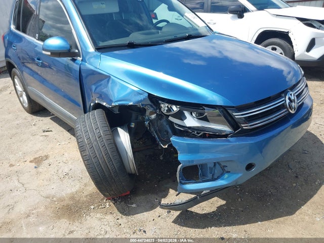2017 Volkswagen Tiguan 2.0t Wolfsburg Edition მანქანა იყიდება აუქციონზე, vin: WVGSV7AX7HK035063, აუქციონის ნომერი: 44724023