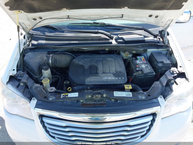 Продаж на аукціоні авто 2014 Chrysler Town & Country Touring-l, vin: 2C4RC1CG6ER297947, номер лоту: 44724050