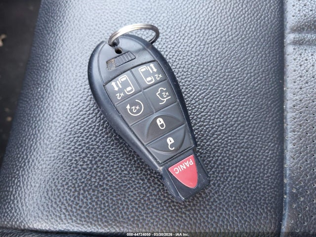 Продаж на аукціоні авто 2014 Chrysler Town & Country Touring-l, vin: 2C4RC1CG6ER297947, номер лоту: 44724050