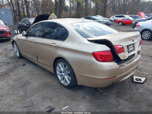 2011 BMW 535I WBAFR7C5XBC607103 Photo 2