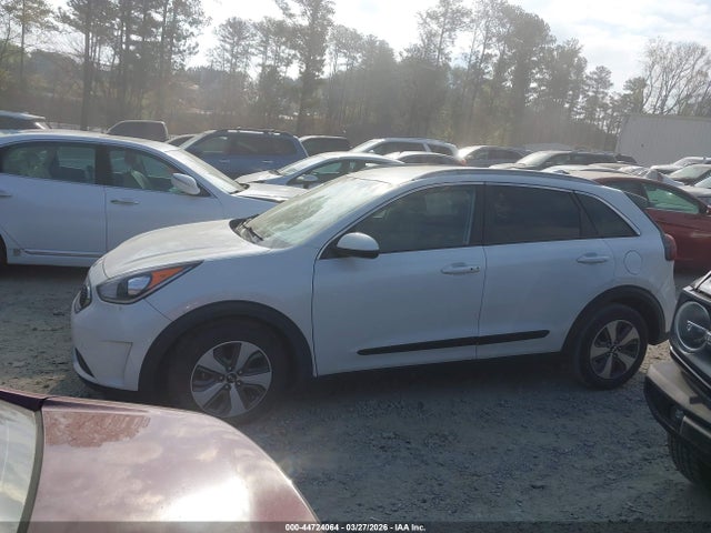 2018 Kia Niro Lx მანქანა იყიდება აუქციონზე, vin: KNDCB3LC4J5171482, აუქციონის ნომერი: 44724064