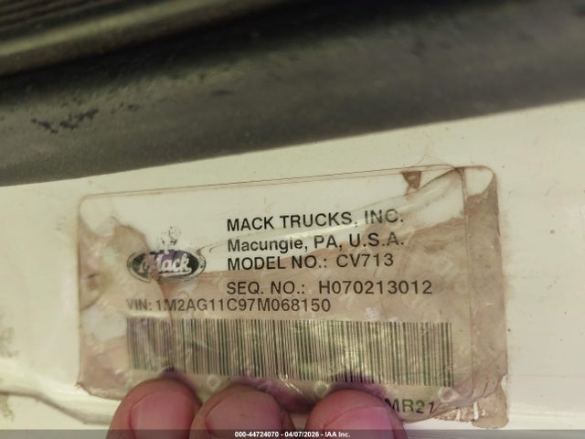 Продаж на аукціоні авто 2007 Mack 700 Cv700, vin: 1M2AG11C97M068150, номер лоту: 44724070