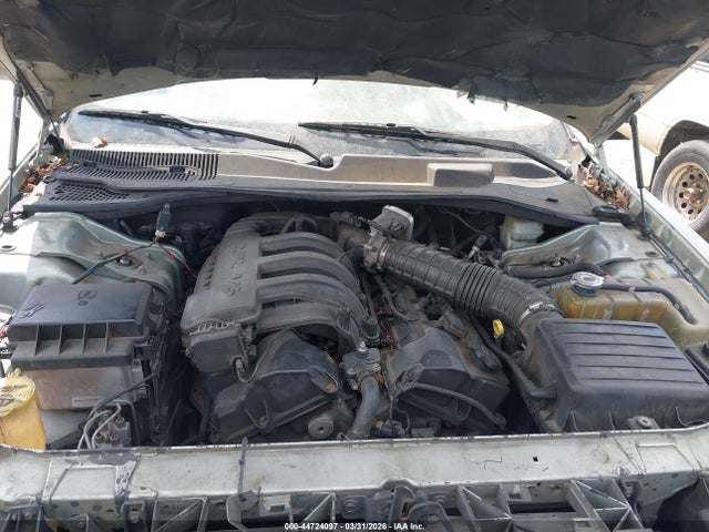 2006 Chrysler 300 მანქანა იყიდება აუქციონზე, vin: 2C3KA43R56H103933, აუქციონის ნომერი: 44724097